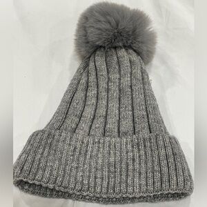 Winter Beanie Hat Gray With Pom-Pom Womens Ribbed Lined Cuffed Ski Hat New
